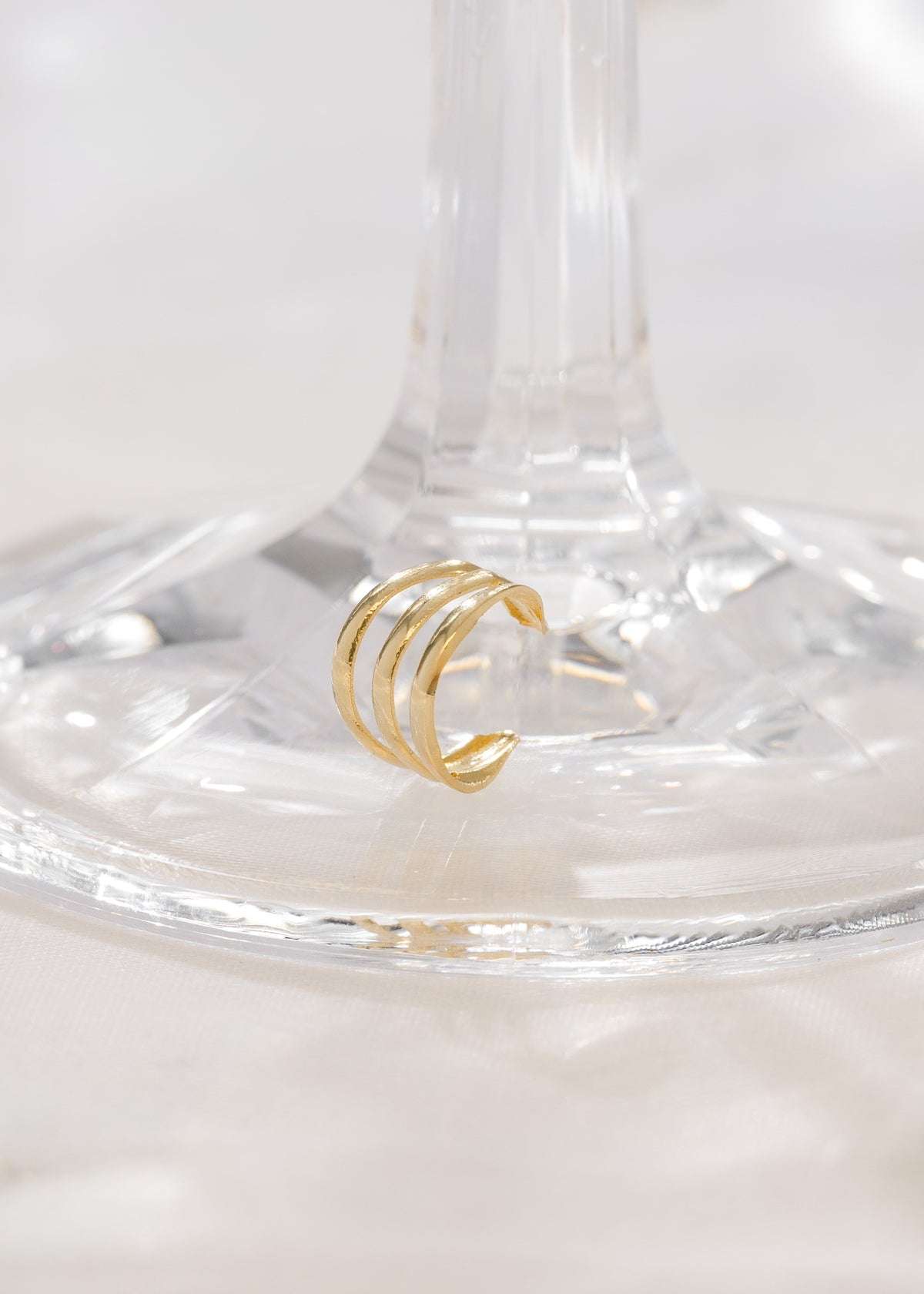 Arena — ear cuff